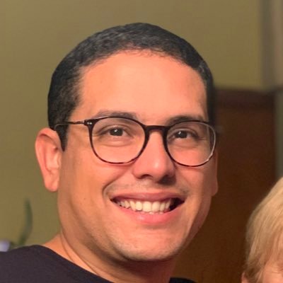 Edxe's profile picture. just me
