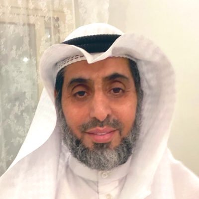 حاصل علي بكالوريوس في الهندسة من الولايات المتحده الأمريكية عام ١٩٩١ وحاصل علي شهادة تحكيم دولي وعضو دائم في جمعيه المهندسين الكويتية ورئيس مجلس إداره شركه