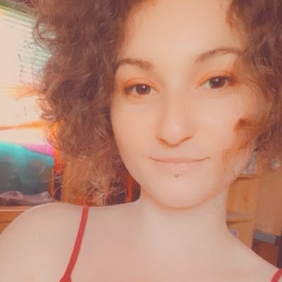 chiki__wave's profile picture. 