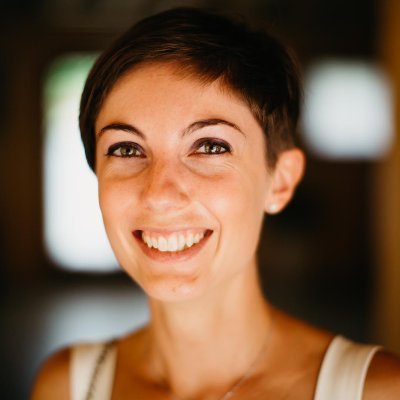 TheDNeva's profile picture. 