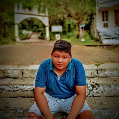 student
.
.
AK fans club member
.
.
.
addicted to ROYAl ENFIELD
.....