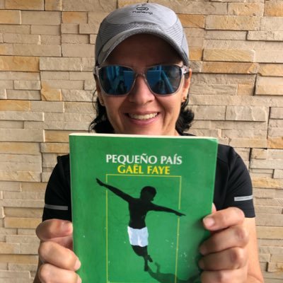 👟📖 Entrenadora de lectores. Ayudo a construir HÁBITOS DE LECTURA. Fundadora de @proyectosb612 Cofundadora de BOOKTERAPIA