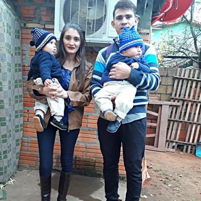 Mis;Mateo y Moisés💕👩‍👦‍👦
Mi Esposo @Felixdariolopez👫💕
Hija del Rey Celestial🙌👑
Facebook.com-Maria Zarza -Instagram #Mariazarza🎈