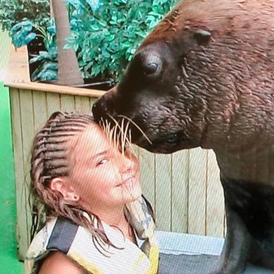 allisona055's profile picture. did you hear about the girl who lives in delusion