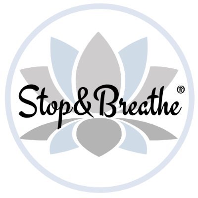 ❤️ Living Each Day w/Purpose & Passion
☮️ Corporate Wellness Workshops+1:1 Sessions
🗣️ Professional Speaker
✍️ Wellness Ambassador/Writer