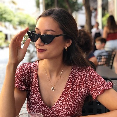 Delyanaaa's profile picture. if your dreams don't scare you, they aren't big enough!
instagram: @delyanakoseva