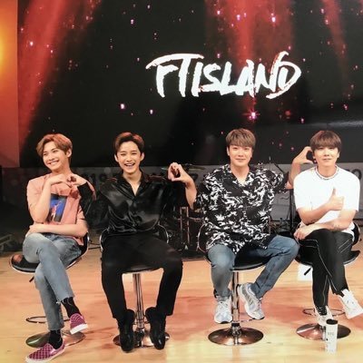 Hi we´re a fan club of FTIsland from Mexico city we love our boys and support them from Mexico if you're primadonna follow us, HG, JJ, SH, MH 3 forever ^^