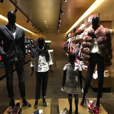 Never Land - Emporium Armani , Moschino , Roberto Cavalli , Armani Exchange , Gant , Jacob Cohen , Hossin
