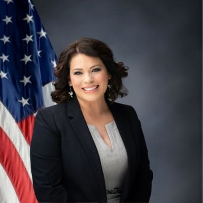 Retired USAF 🇺🇸 and Military Spouse serving Joint Base Langley Eustis 
 🗝️REALTOR® Licensed in Virginia
 Liz Moore and Associates #williamsburgva
