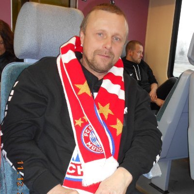 SlawaStricker's profile picture. Не суди __ да не послан нахуй будешь!