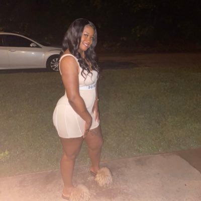I stay to myself..bc half of these ppl fake🤷♀️ & I can't relate✌