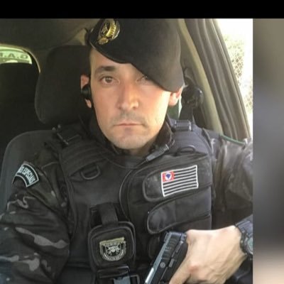 MaiconMolina4's profile picture. ✝️ Deus 👨‍👩‍👧‍👧 Família 👮🏻‍♂️ Reservista EB 🚔 G.A.R “🇧🇷 Brasil acima de tudo,Deus acima de todos”