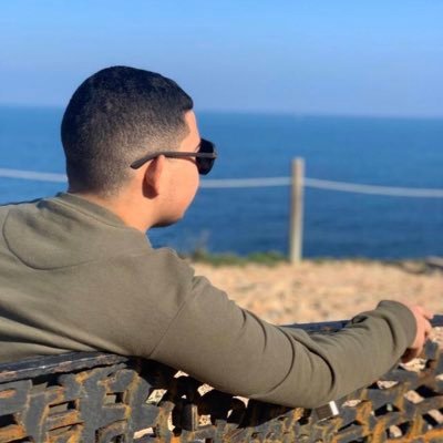 De rodillas ante Dios🙌🏻 ,y de pie ante el mundo🌎 Santa Marta-Colombia🇨🇴📍 Business administration📈📚