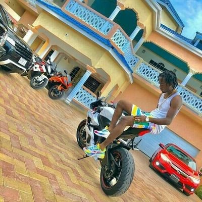 heisteddytruth's profile picture. 