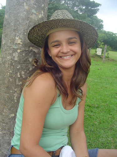Serva de DEUS e Mulher de Anderson Mangueira e mãe de dois meninos.