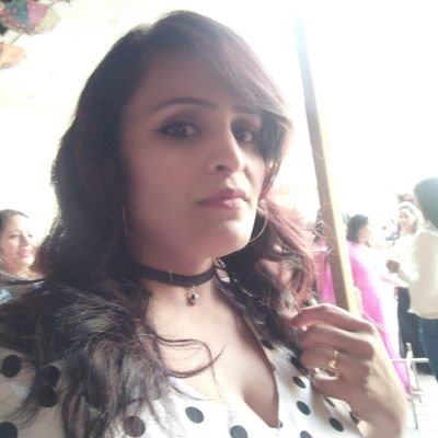 amitaanir's profile picture. 