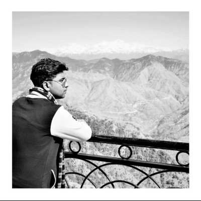 thinkaboutrohan's profile picture. 𝐂𝐨𝐦𝐞 𝐢𝐧 𝐜𝐥𝐨𝐬𝐞,𝐛𝐞𝐜𝐚𝐮𝐬𝐞 𝐭𝐡𝐞 𝐦𝐨𝐫𝐞 𝐲𝐨𝐮 𝐭𝐡𝐢𝐧𝐤 𝐲𝐨𝐮 𝐬𝐞𝐞, 𝐭𝐡𝐞 𝐞𝐚𝐬𝐢𝐞𝐫 𝐢𝐭'𝐥𝐥 𝐛𝐞 𝐭𝐨 𝐟𝐨𝐨𝐥 𝐲𝐨𝐮🙃