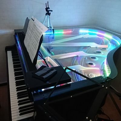 ピアノ再開組🎹
絵日記風の投稿がメインです🎵
コメント, アドバイス等, DMで募集中😇😇
◼️耳コピ/ クラシック/ ストリートピアノ
◼️医療系(画像診断医)💊/ 脳神経/ MRI/ MMG(AS)
◼️'23某アマチュア🎹コンクール(全国大会) 大賞🏅