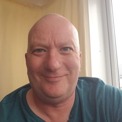 Mudosforever's profile picture. Grumpy git.