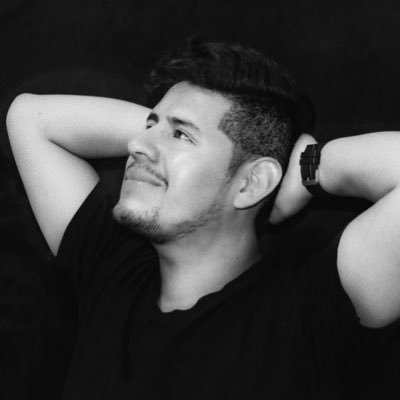 crisparisv's profile picture. SUEÑA lo que quieres SABER por lo que LUCHAS. Apasionado por el crecimiento personal...