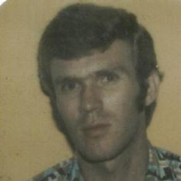 CARDIOLOGISTA
Graduado em Medicina pela UFRGS
Esteve no Oriente Médio a serviço da Paz Mundial em 1967 na Guerra dos Seis Dias. 20 Cont. Btl Suez - Conservador