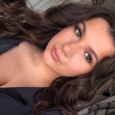 FarahElbarhdadi's profile picture. British actress❤️ https://t.co/8hjBAUI0iV 
Rose Bruford FACT grad ‘22