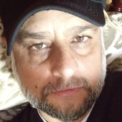 DaStraesser's profile picture. Esquerdista, Resistência e anti fascista.🚩🚩🚩🇧🇷🚩🚩🚩