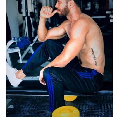 CharliesOmar's profile picture. 