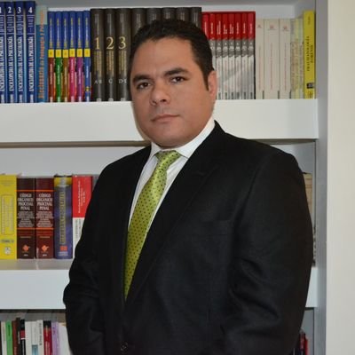 Esp. en Derecho Penal y Procesal Constitucional. Delitos Financieros, Legitimación de Capitales y Compliance.
Socio de CM & Asociados Consultores Jurídicos.