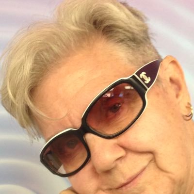 alicekint3's profile picture. 