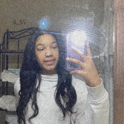 follow my ig @pyt._.hav💞