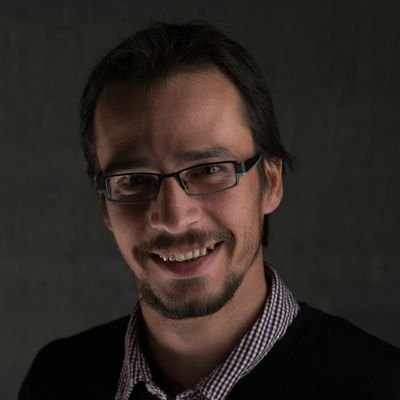 System engineer. Husband & father of 4. Amateur photographer. Media enthousiast.