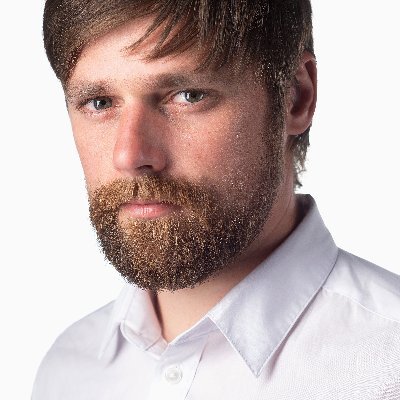 Headshot Guru from Plymouth in the UK, specialising in Corporate Headshots and Commercial Photography.