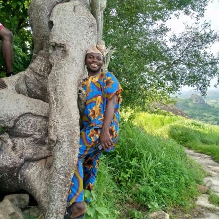 Olayinka Akorede is a (typical Yoruba) Versatile broadcast journalist,32fm O . A. P.  natural endowment researcher & Yorùbá Content Creator.
