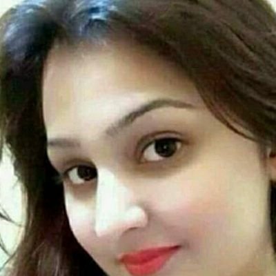 RuchiraPandey3's profile picture. MBA student