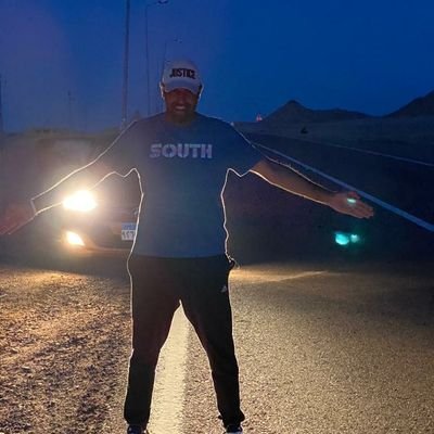 Adelthedentist's profile picture. Dentist and Implantologist
وقد اعترف إنه صاحب مبدأ