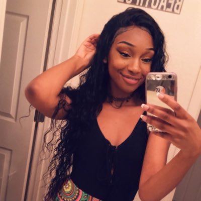 Lovelylyrik2's profile picture. Princessa
Leo♌️