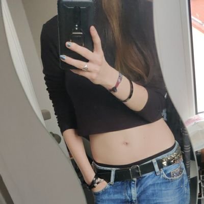 ~ @ https://t.co/4hVMIpAR8z
~ ♀ (sie/ihr)
~ вιѕєχυєℓℓ
~ 29y
~ gσтнιc
~ DE
~ мυsιк-Jυηкy
~ вücнєяωυям
~ ♡30.11.21♡ Puh