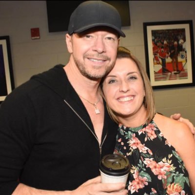 ItsmePedders's profile picture. 1/3 Brit Bunny, @NKOTB fan @donniewahlberg and @dannywood girl!