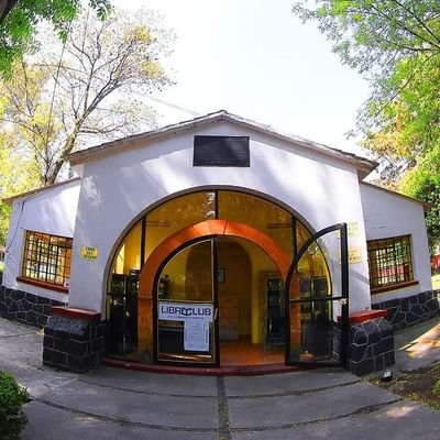 El Centro Cultural Casa de las Bombas es un espacio de la UAM-Iztapalapa dedicado a difundir el arte, ciencia, deporte y cultura a la comunidad.