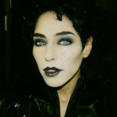 lasparrow's profile picture. Writer,Actress,Yoga Teacher, Lit Agent