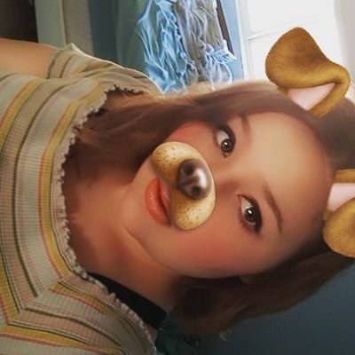babygirl041220's profile picture. Taken 04/12/20 Softball snap-babygirl15121 ig-princess_queen0412 tik tok- babygirl04128