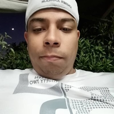 juan_vera_paz's profile picture. Vinotinto 100%