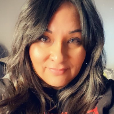 therealMsMorin's profile picture. 