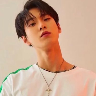 steviescribbled's profile picture. ‘01 | Toronto