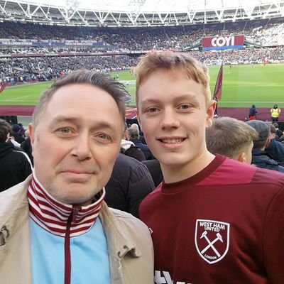 West Ham fan , dad to my awesome two kids and self employed accountant!