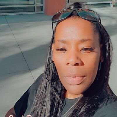 MimiorMimz's profile picture. Ask!