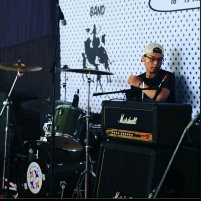 firsian's profile picture. 