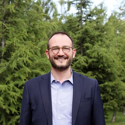 umutsav's profile picture. egitmen, danışman