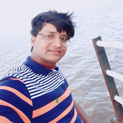 RashidA93470335's profile picture. LiFe iS too short to WaiTe